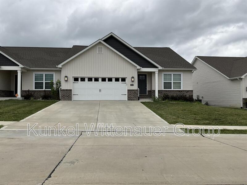 808 Applewoood Creek Drive – photo 1