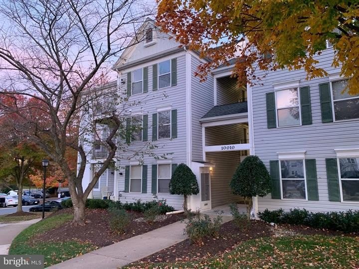 10010 VANDERBILT Circle – photo 2