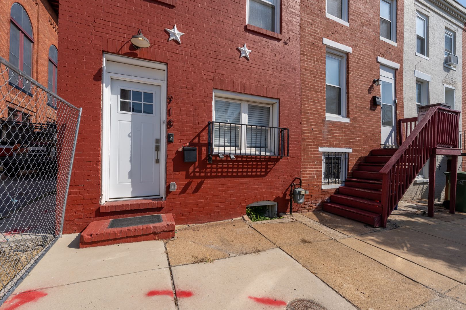 Furnished 3-Bedroom, 3-Bathroom Rental Close to University of Maryland and Downtown – photo 2