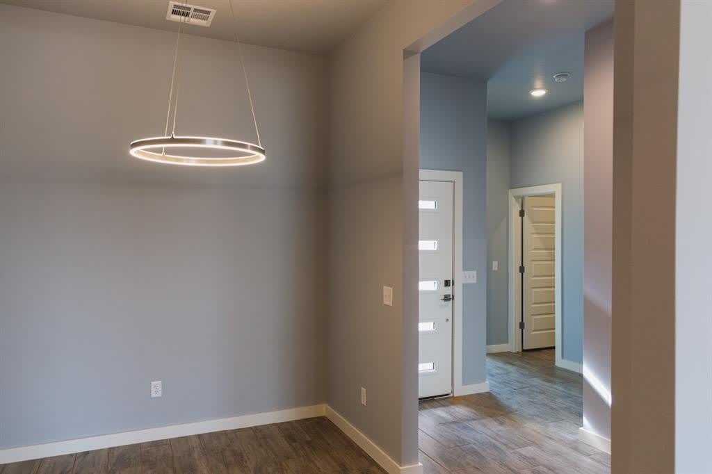 504 Remington Avenue – photo 5