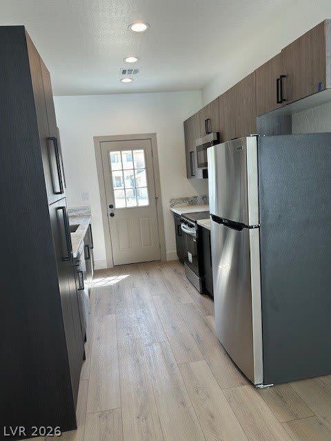 1100 S Hall Avenue – photo 3