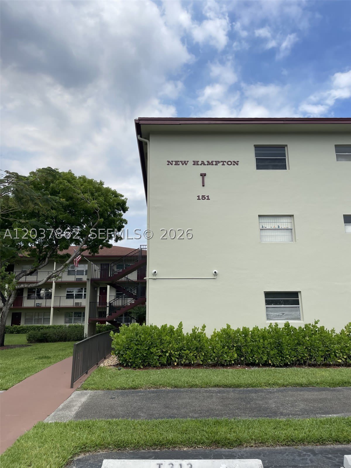 151 SW 135th Ter – photo 3