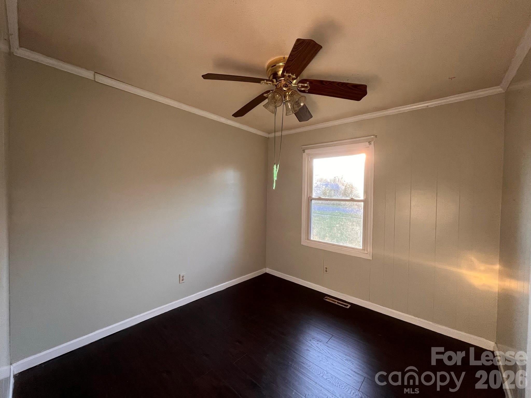 1144 Ellen Avenue – photo 5