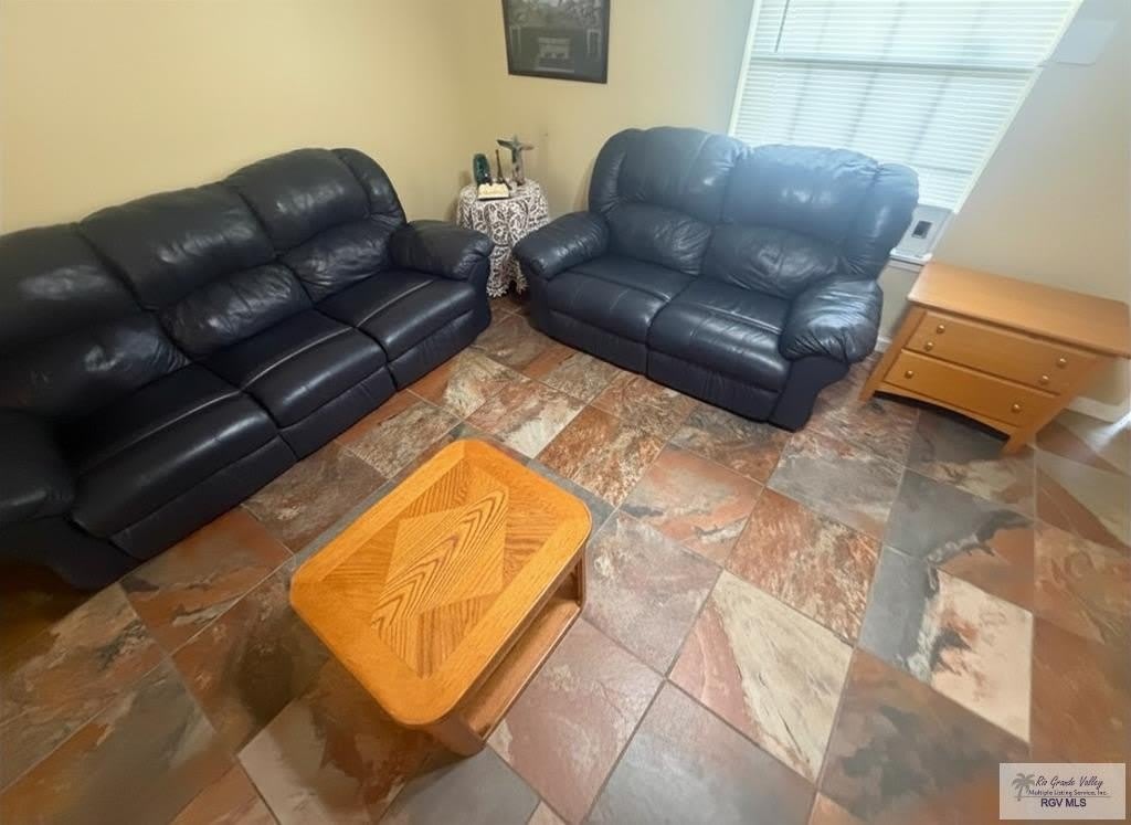433 FAIRWIND DR. – photo 4