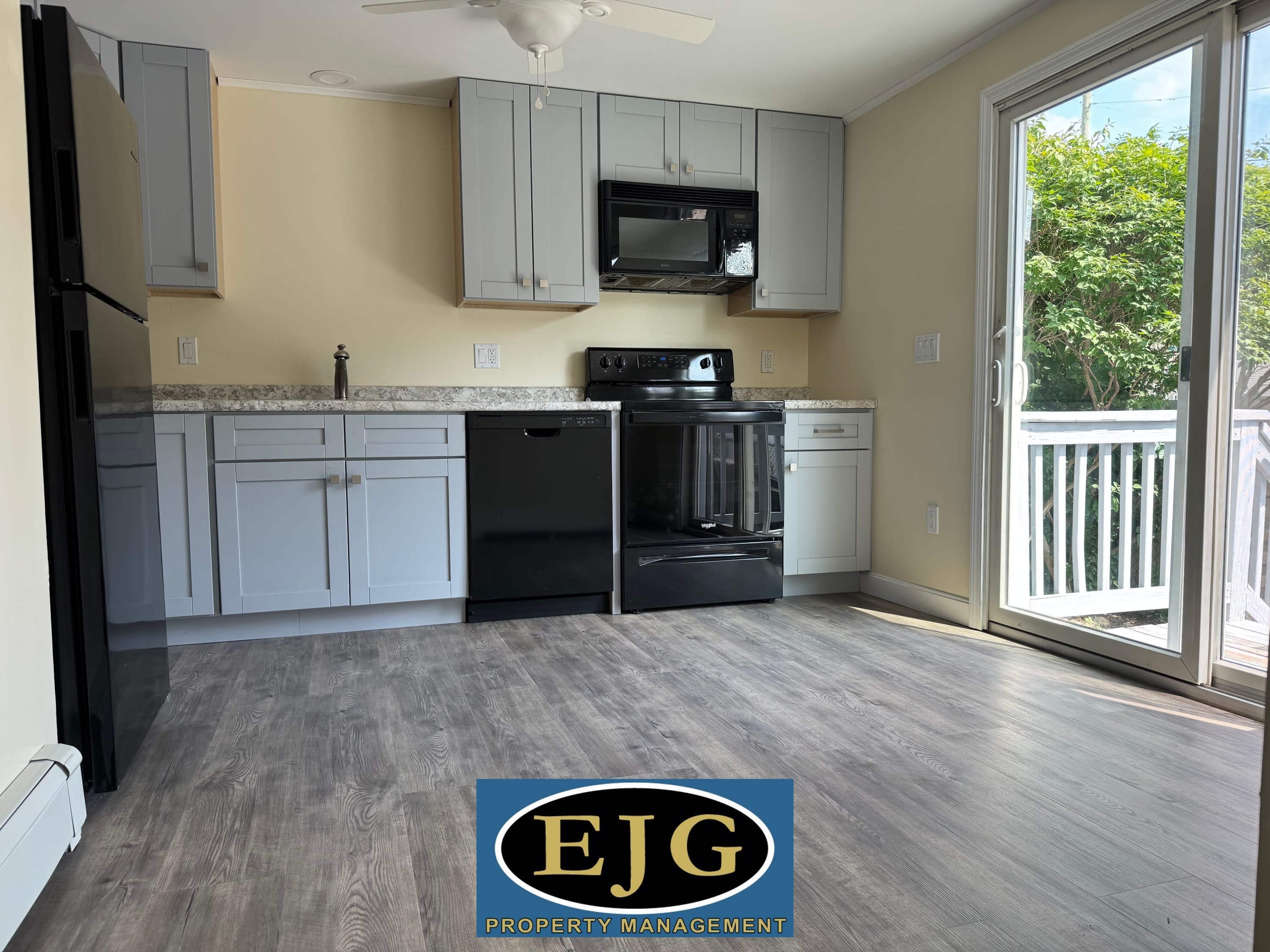 158 Beech Street – photo 4