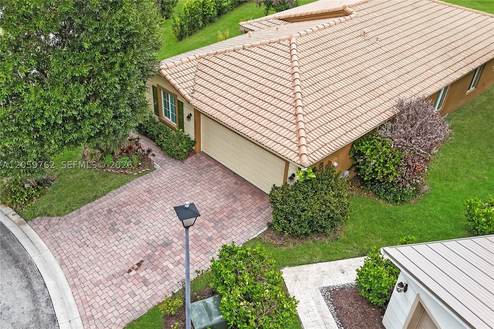 5603 SE Graham DR – photo 2