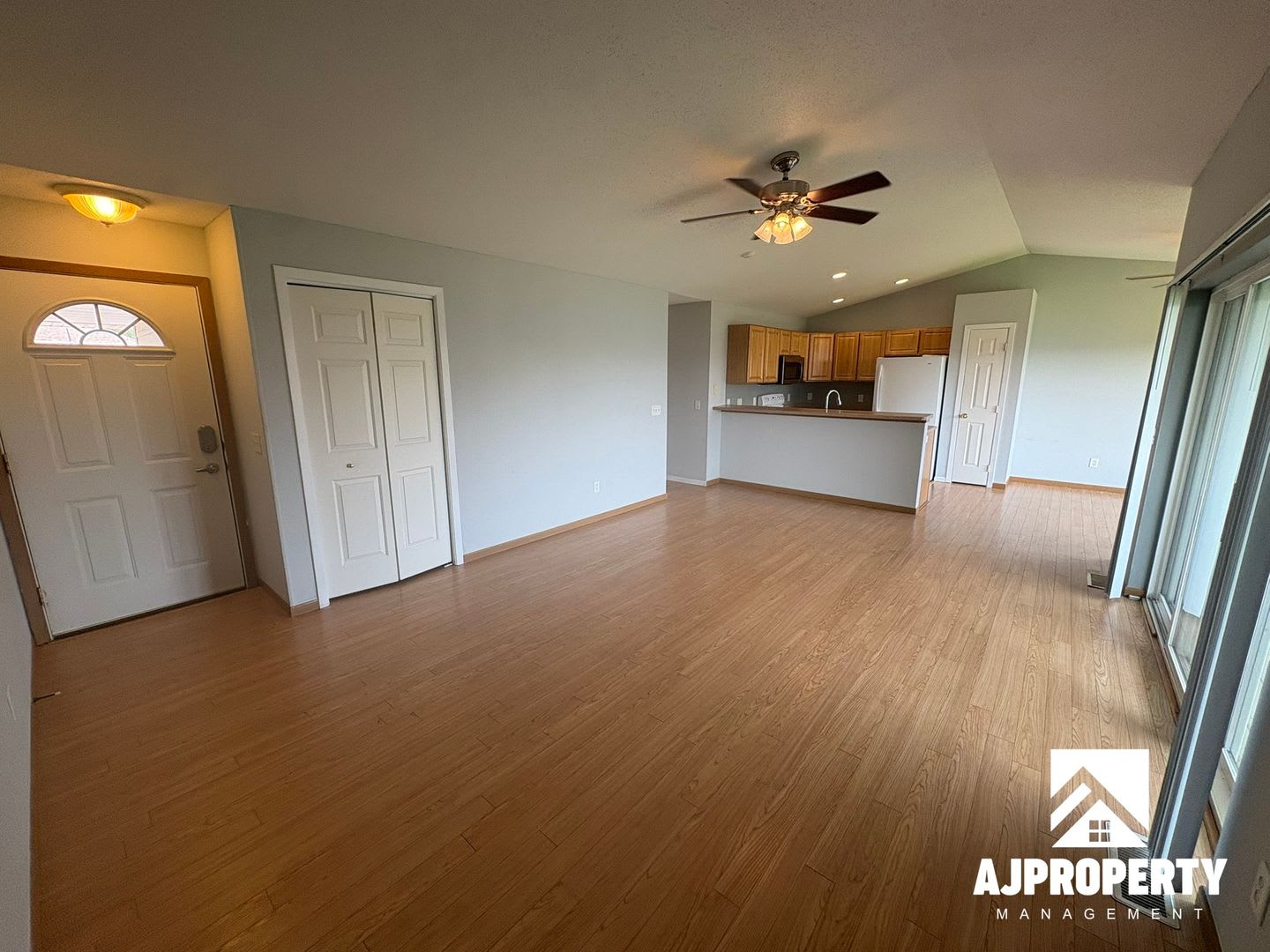 7107 W. 56th St. Sioux Falls, SD 57106 – photo 5