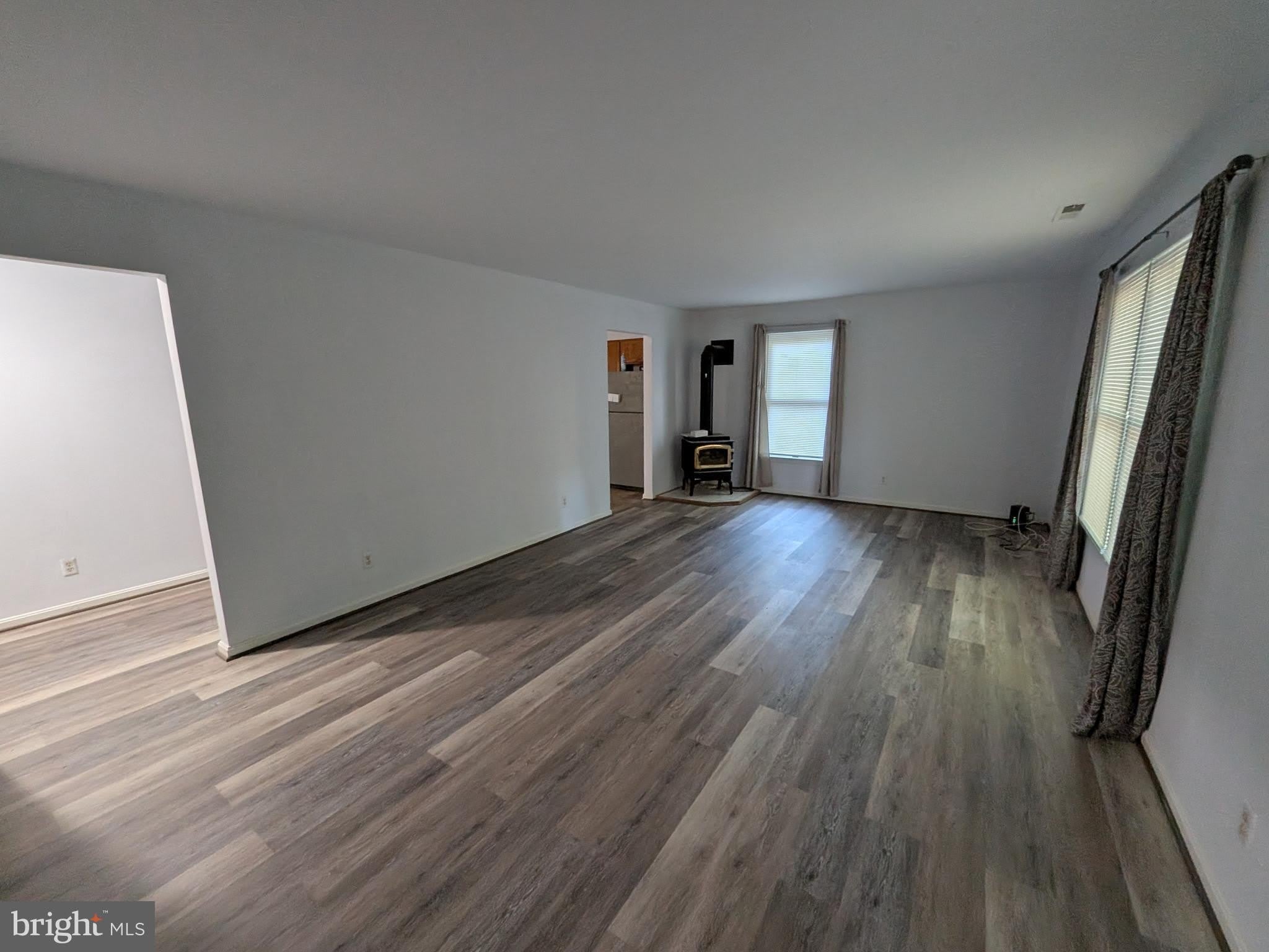 627 DAVOL Road – photo 2