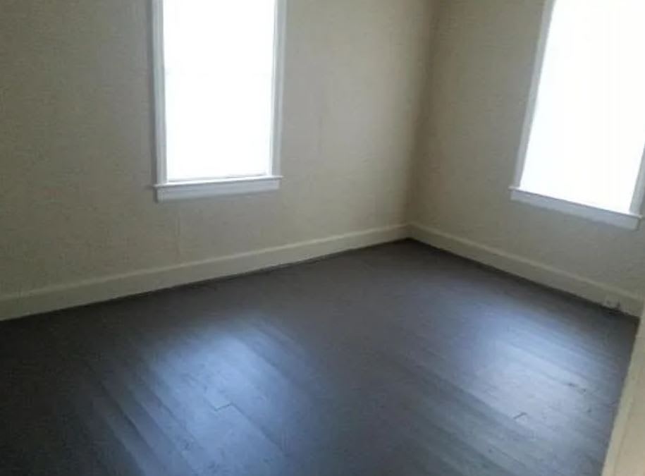 3032 Myra St – photo 4