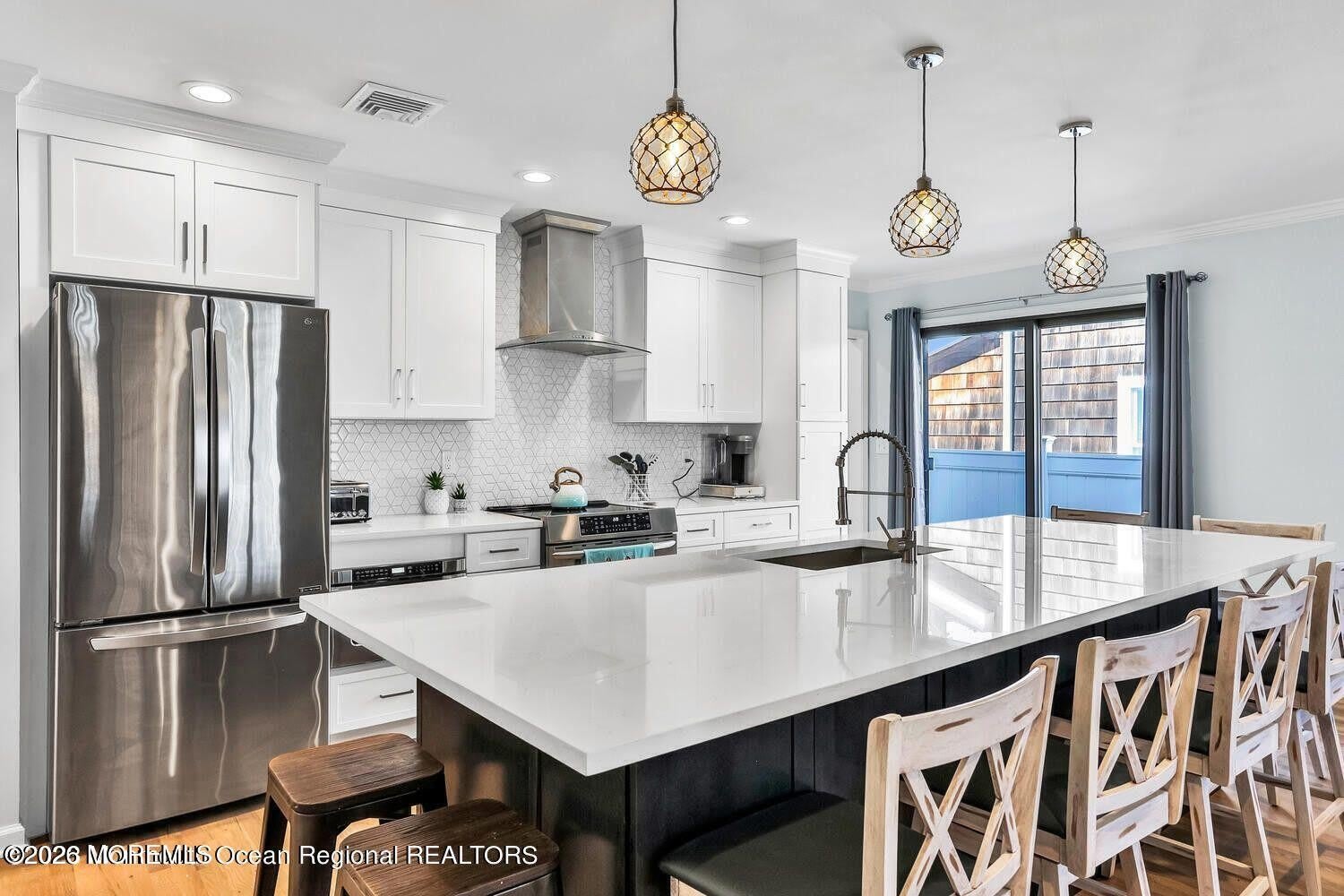 1813 Bradley Terrace – photo 2