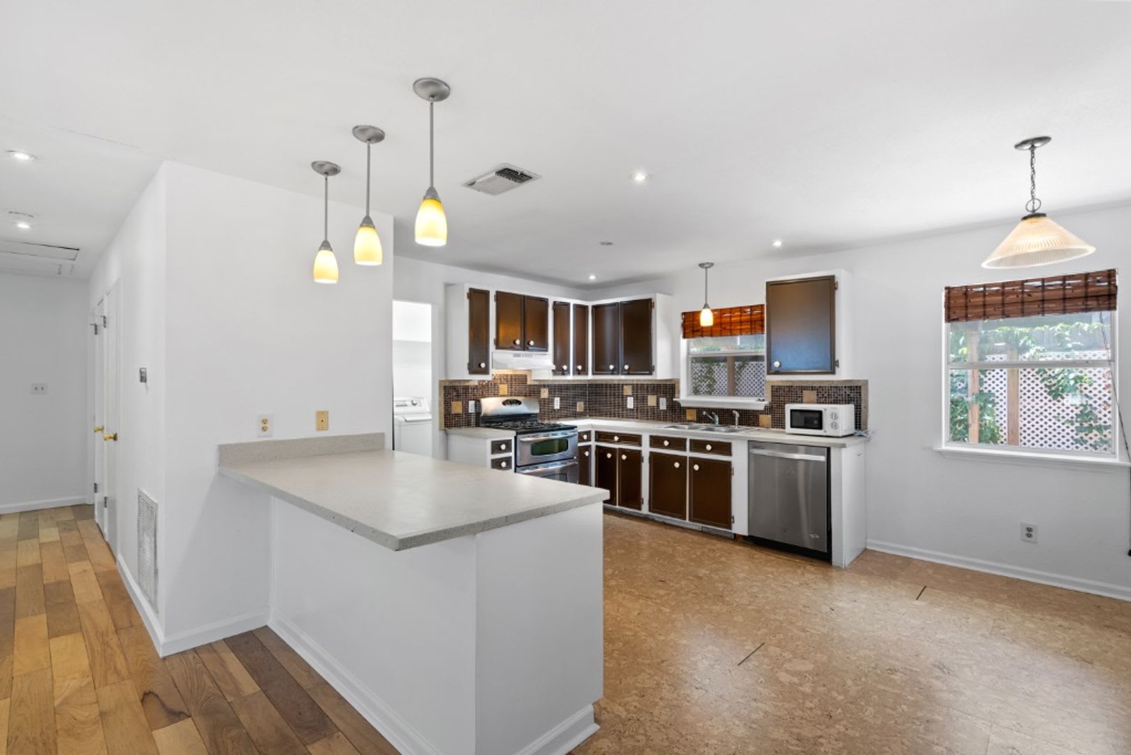 1211 Delano St, Austin, Texas 78721 – photo 5