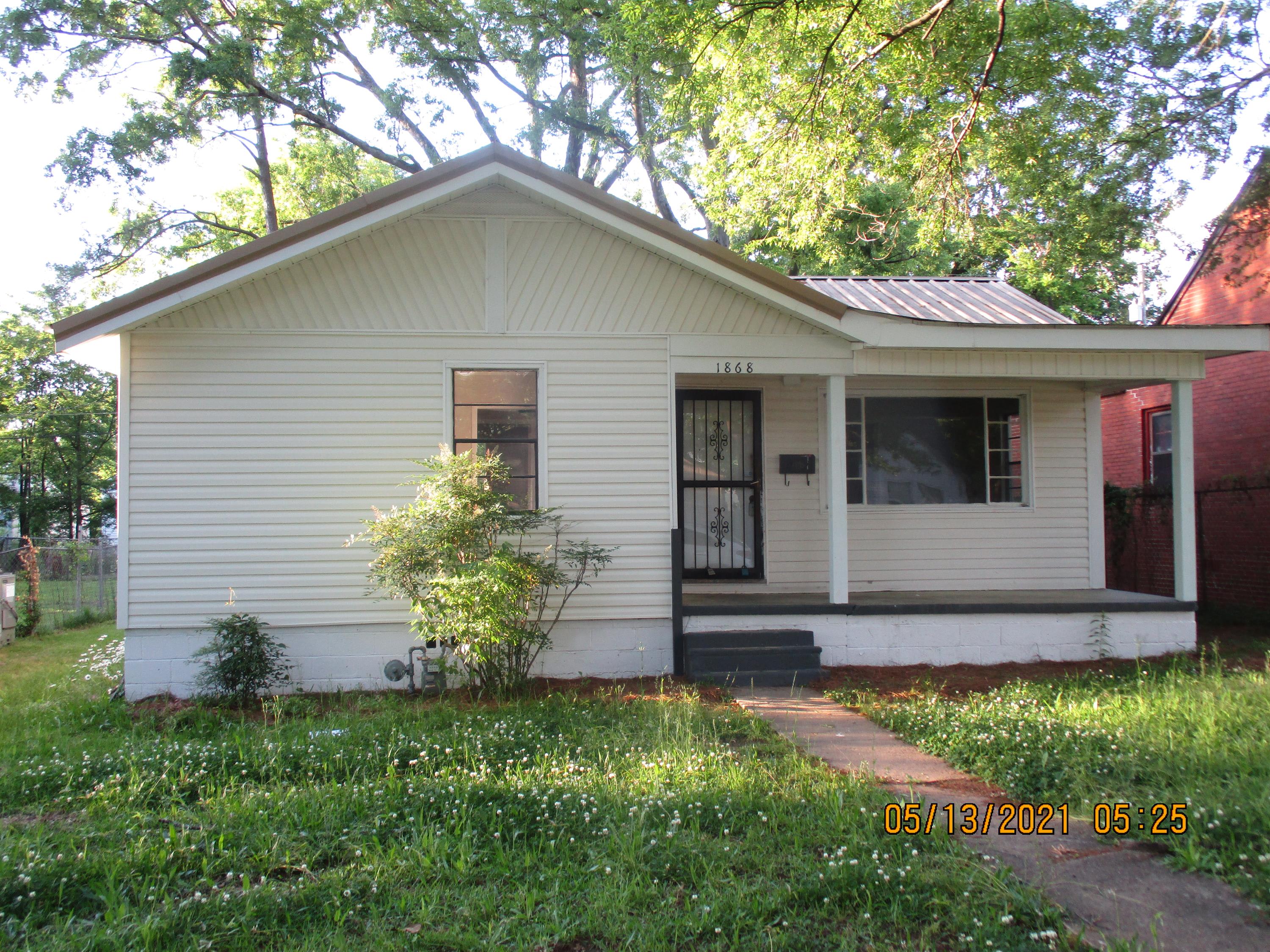 1868 Saint Charles Court – photo 1