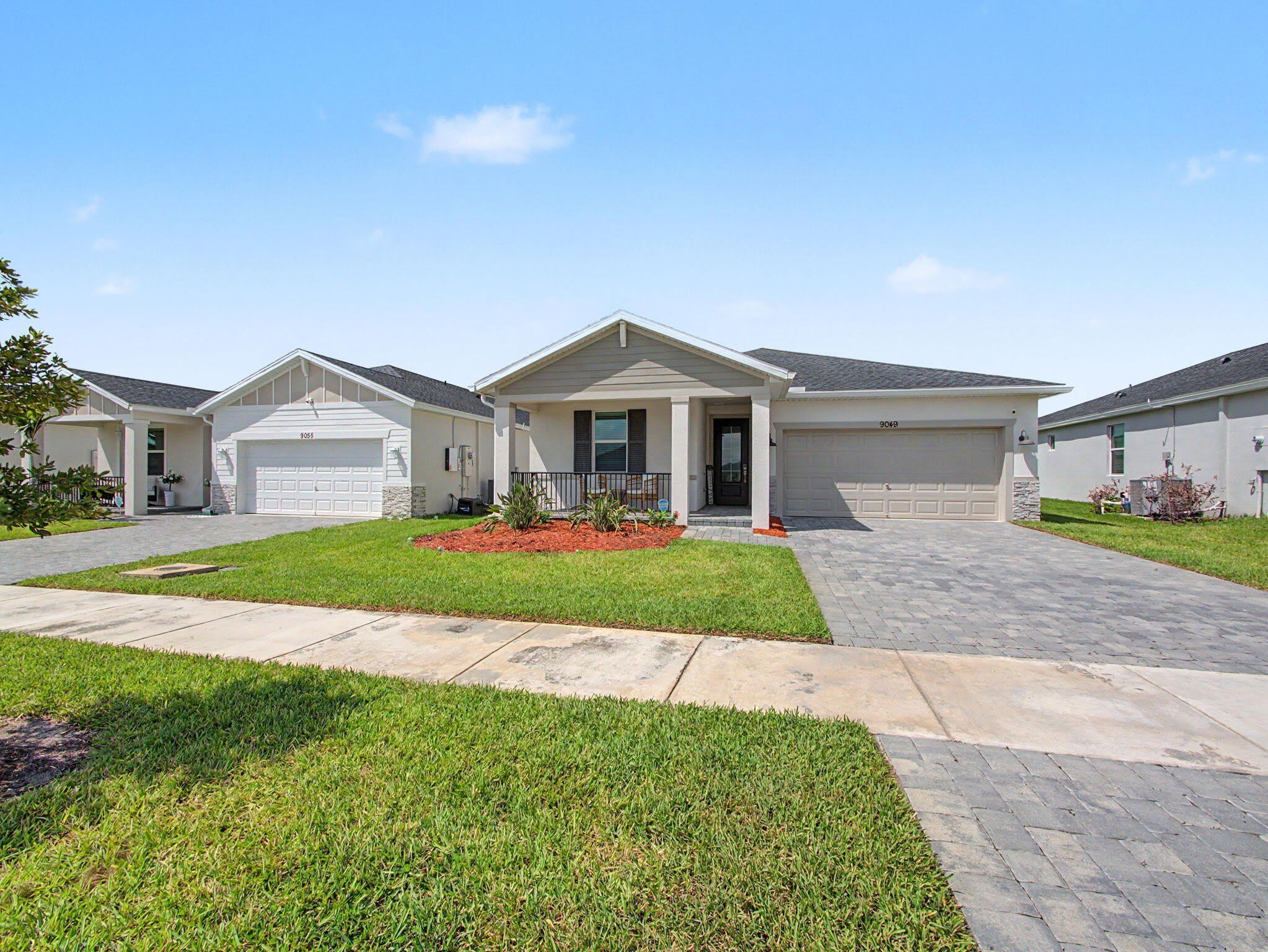 9049 Dahlia Circle – photo 4