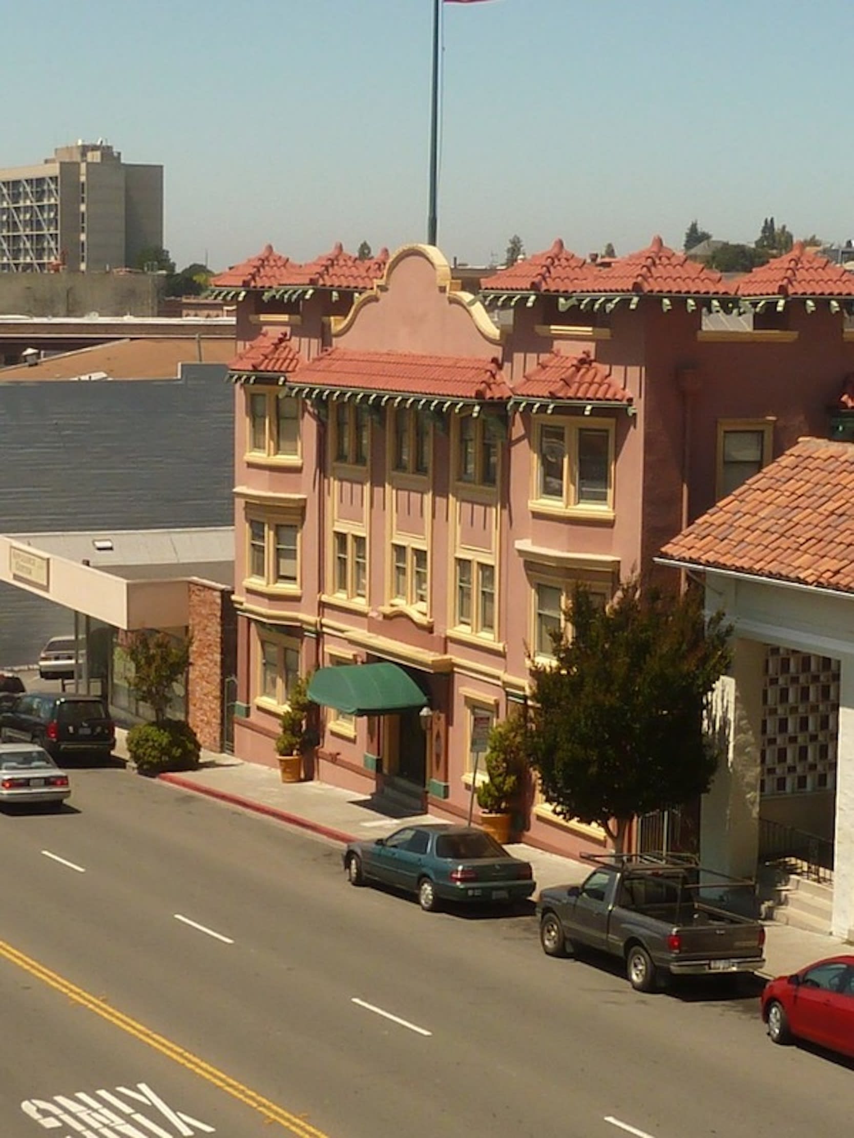 524 Georgia Street – photo 2