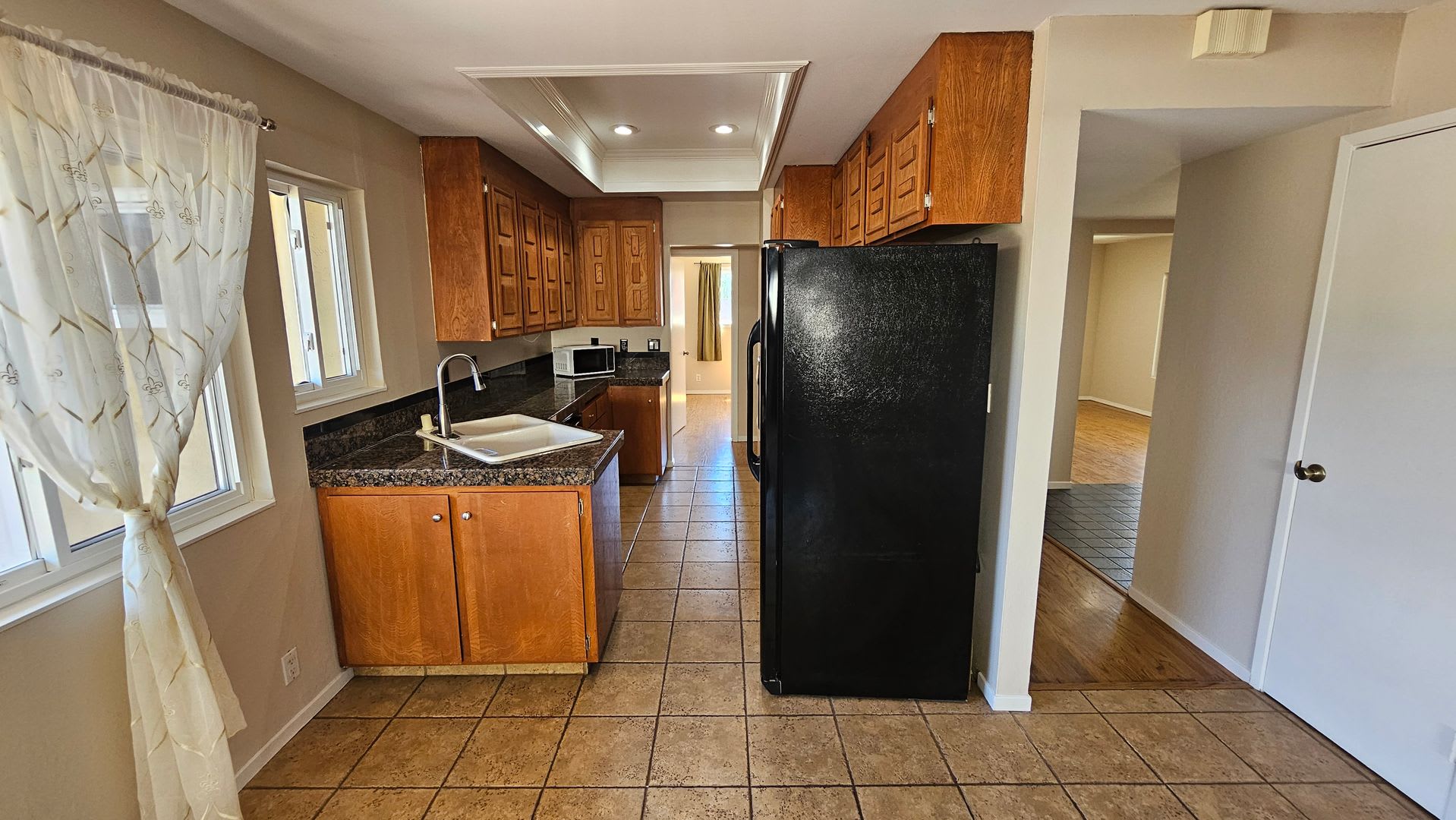 PLEASANTON SINGLE LEVEL HOUSE – photo 4