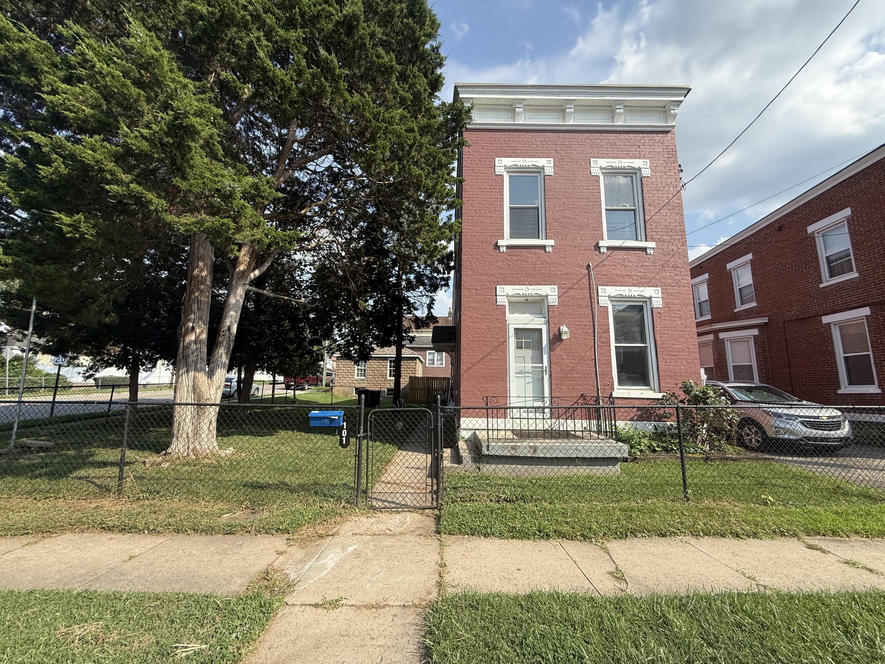 101 Shelby Street – photo 1