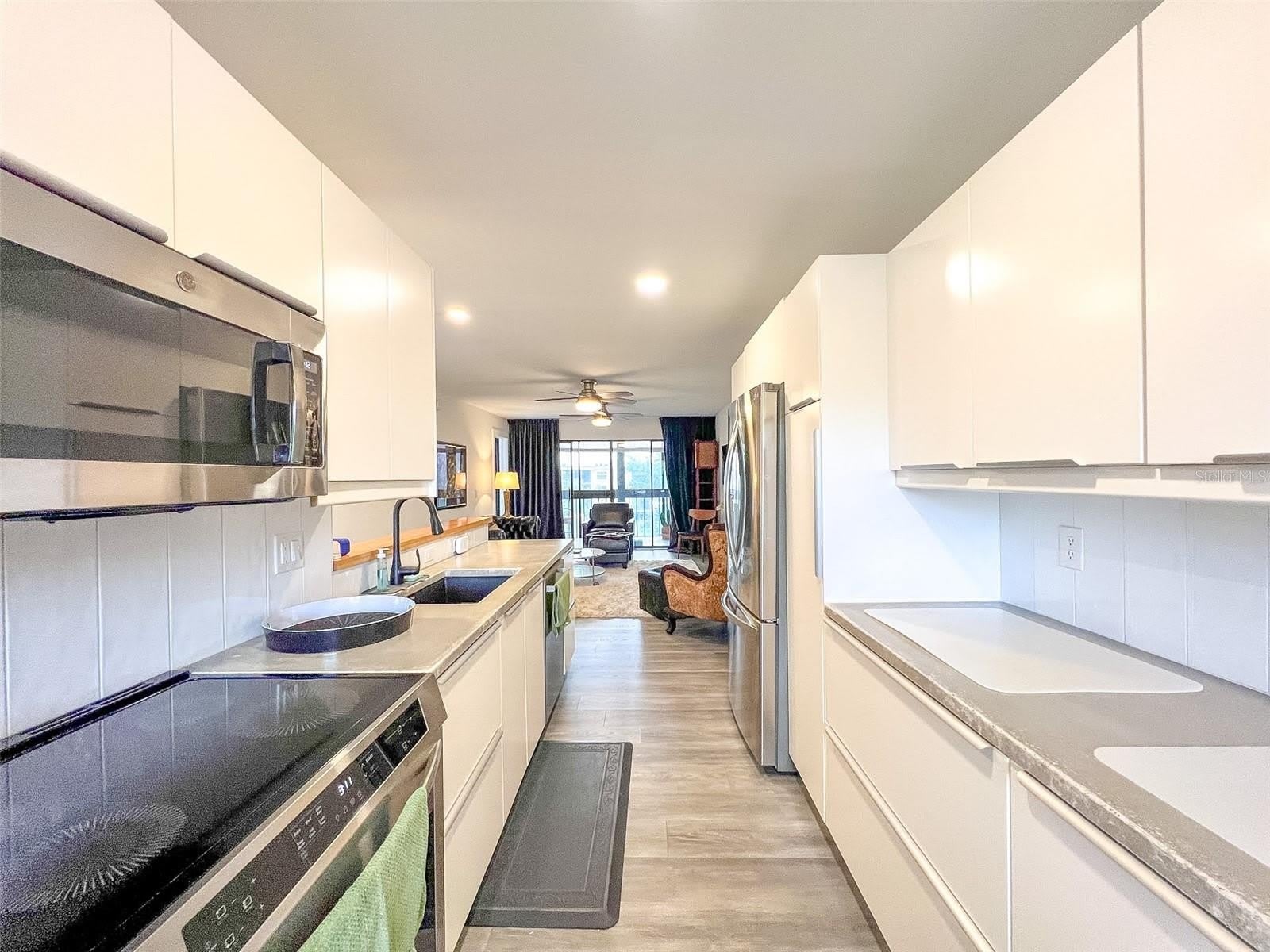 625 30Th Avenue W – photo 3