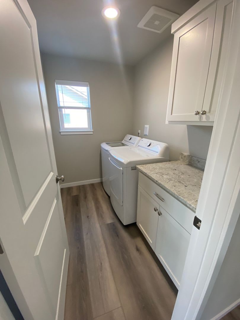 Brand New House in Winston! 1 Year Lease Required – photo 5