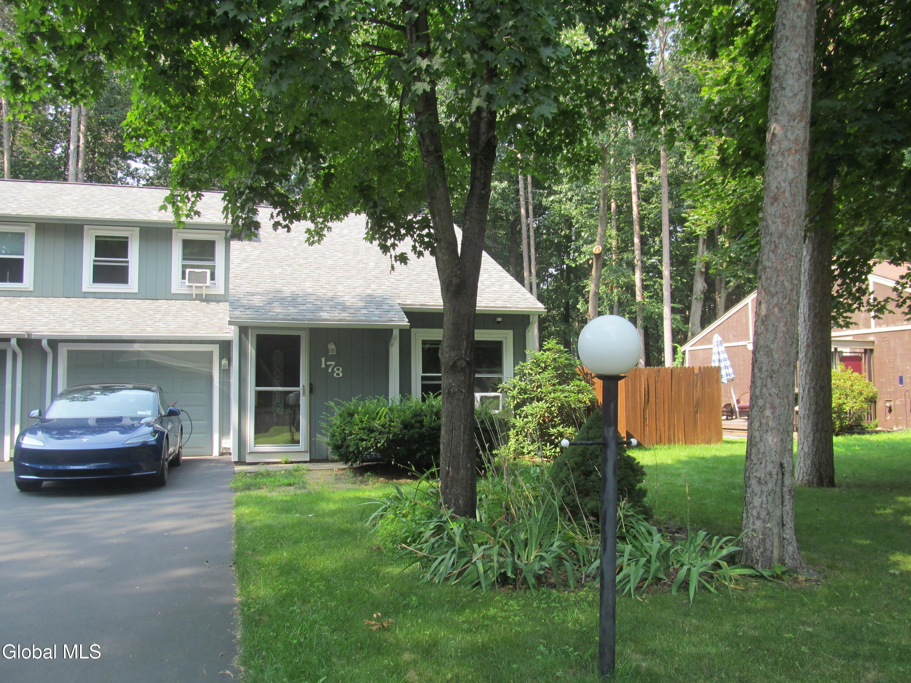 178 Arrow Wood Place – photo 1