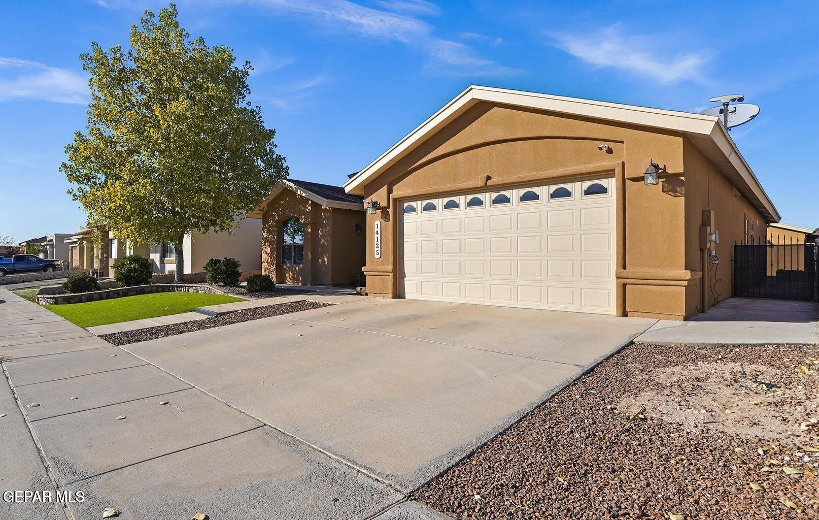 14125 RAINBOW POINT Drive – photo 2