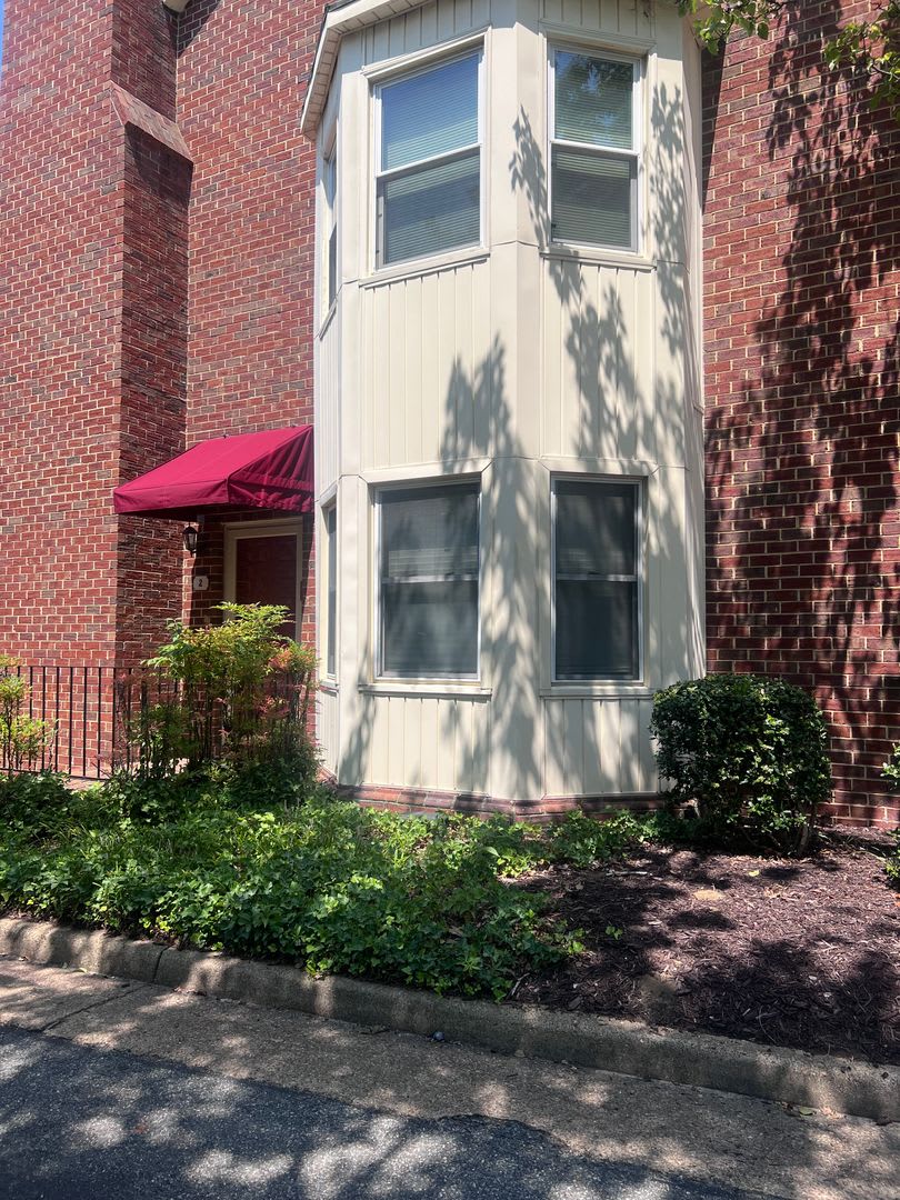 2 Academy Lane, Hampton – photo 2