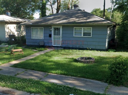 816 East 35Th Court – photo 1