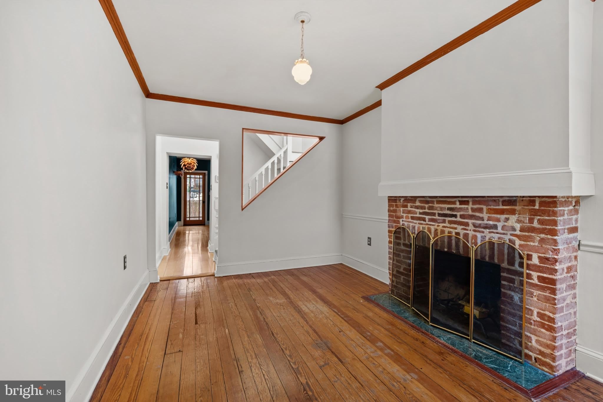 1106 William Street – photo 3