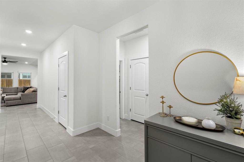 19328 Colgin Drive – photo 2