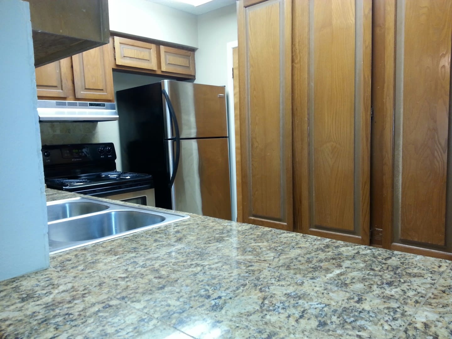 2725 Santa Fe Unit E – photo 5