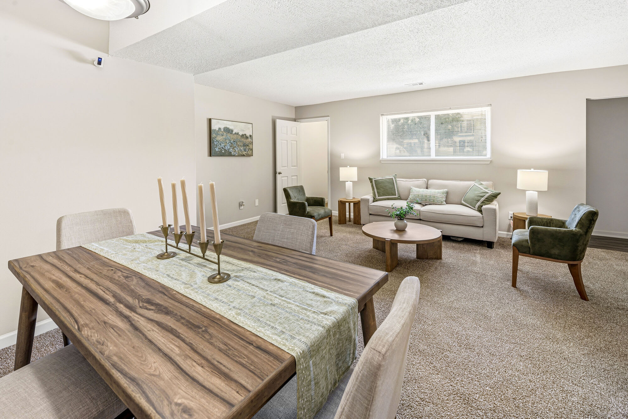 10 West – photo 4