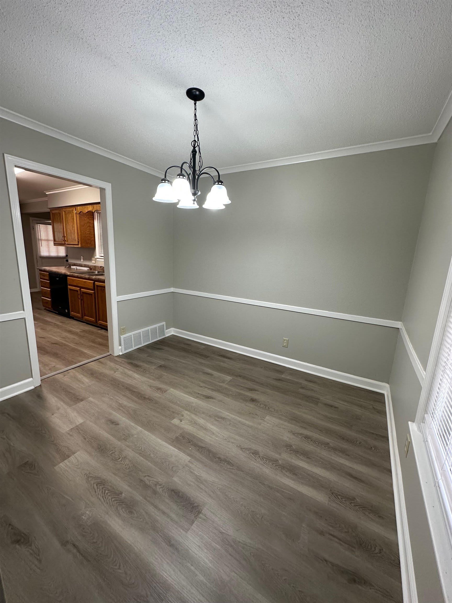 2760 BRAGG Ln – photo 4