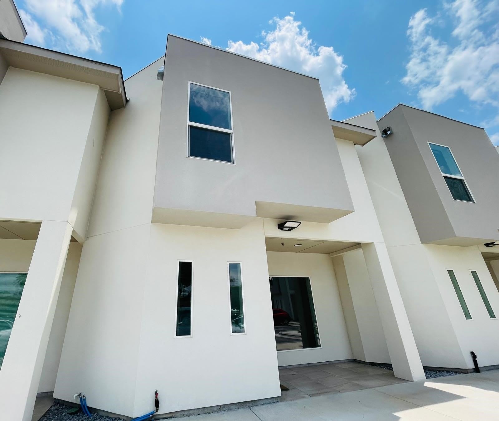 504 Gale Ct – photo 2