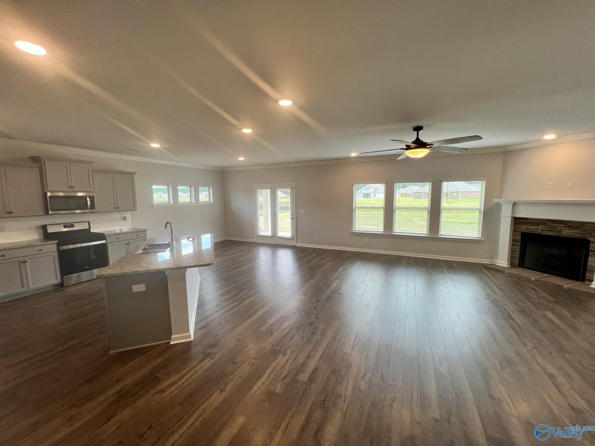 142 Tango Drive – photo 4