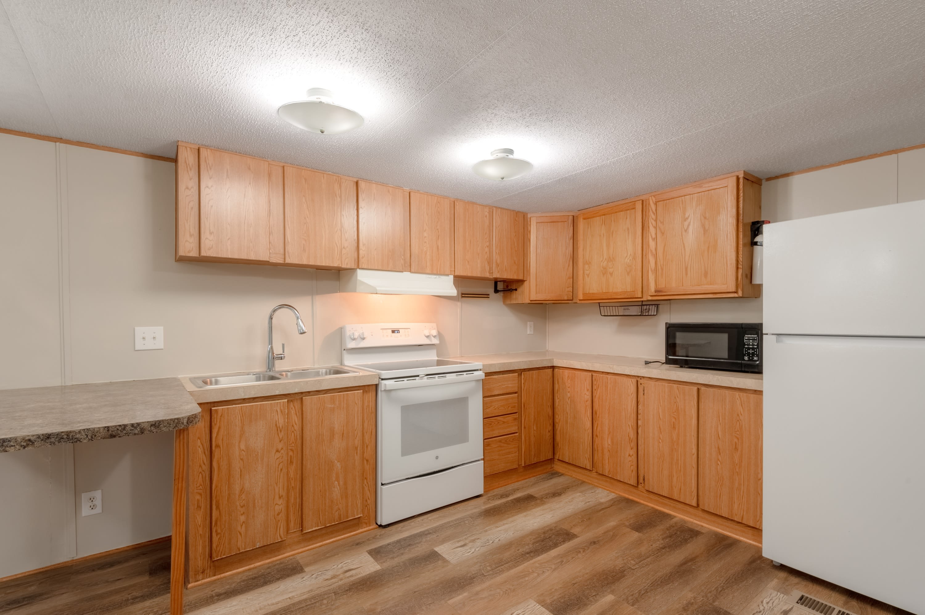 37 C Riverside Lane – photo 5