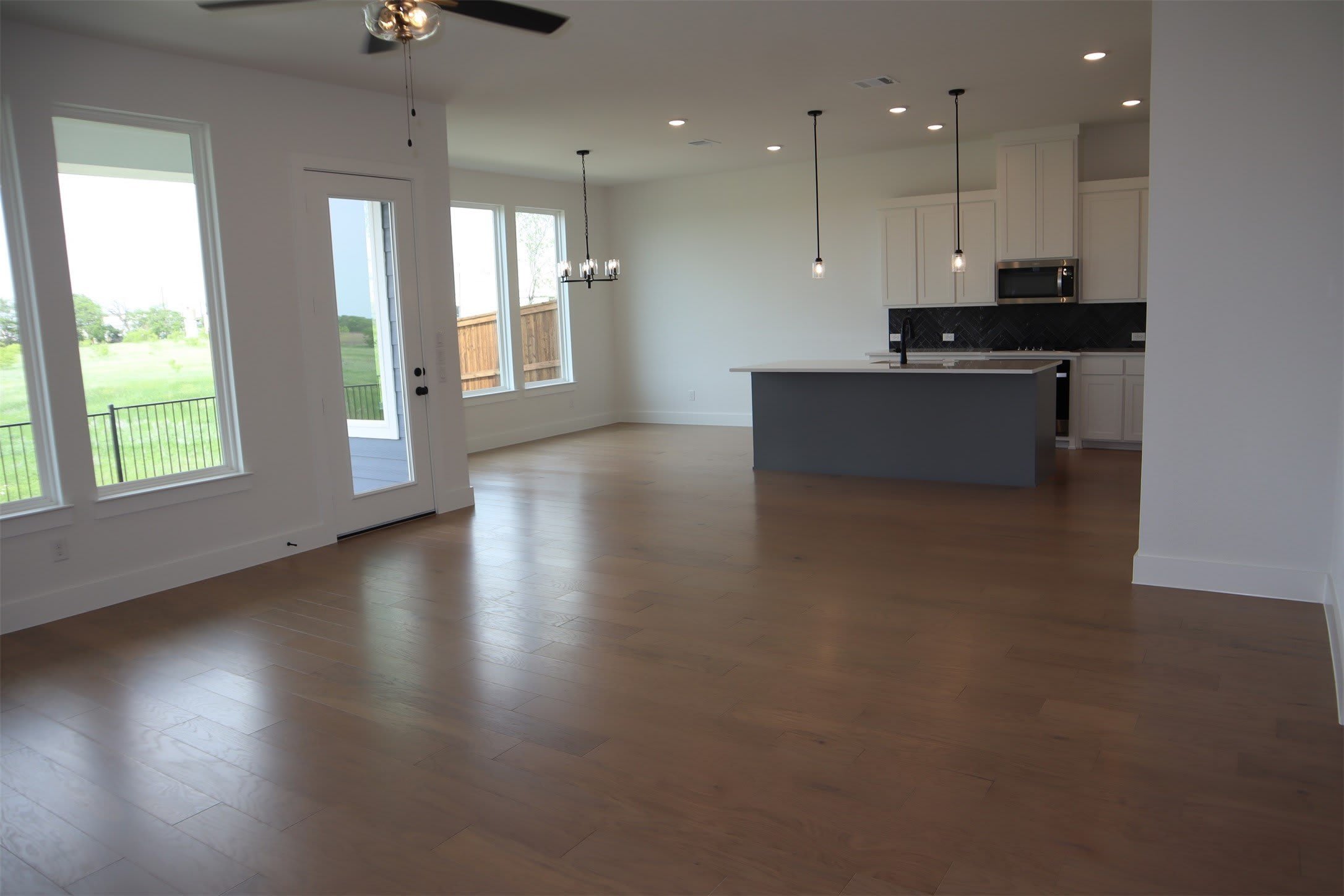 205 Chestnut – photo 5