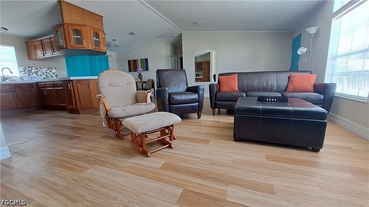 4807 Flamingo Drive – photo 2