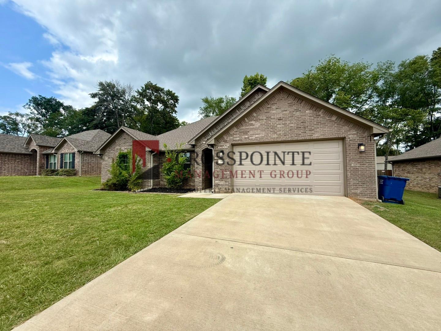 Tour Today! Gorgeous 3 Bedroom 2 Bath in Nolan Farms Community in Winona! – photo 2