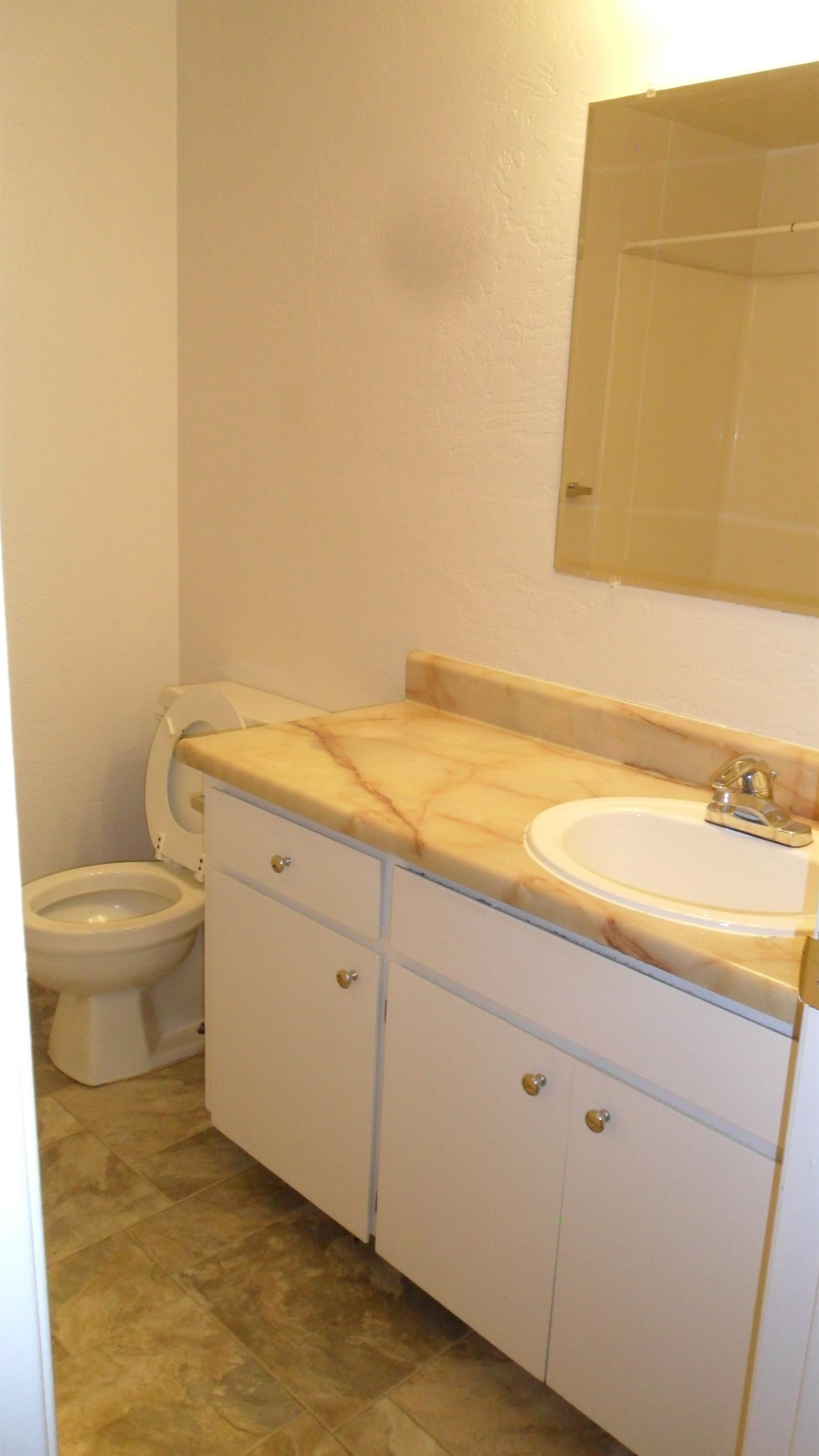 1017 Hermitage Way S 11 – photo 5