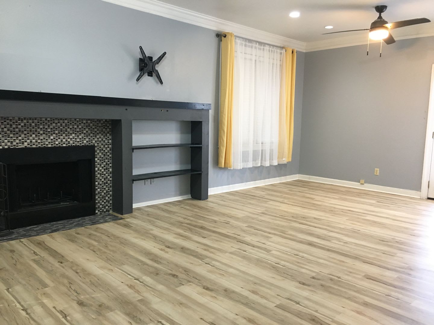 Midtown 2 Story Condo In Belleair Woods Over 1200 Sq Ft Of Living Space Fenced In Back Yard Pets Are Owner S Approval Fees Apply – photo 3