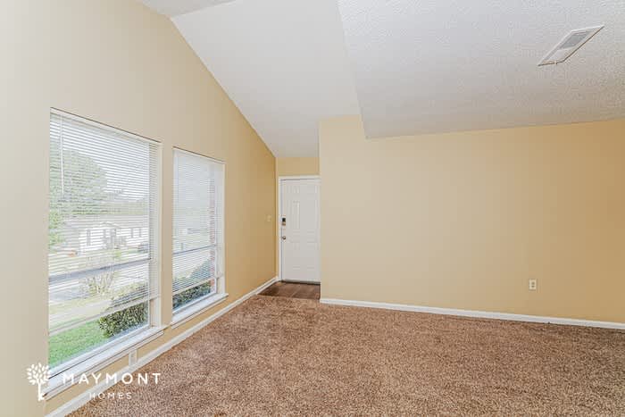 225 Bayberry Road – photo 3