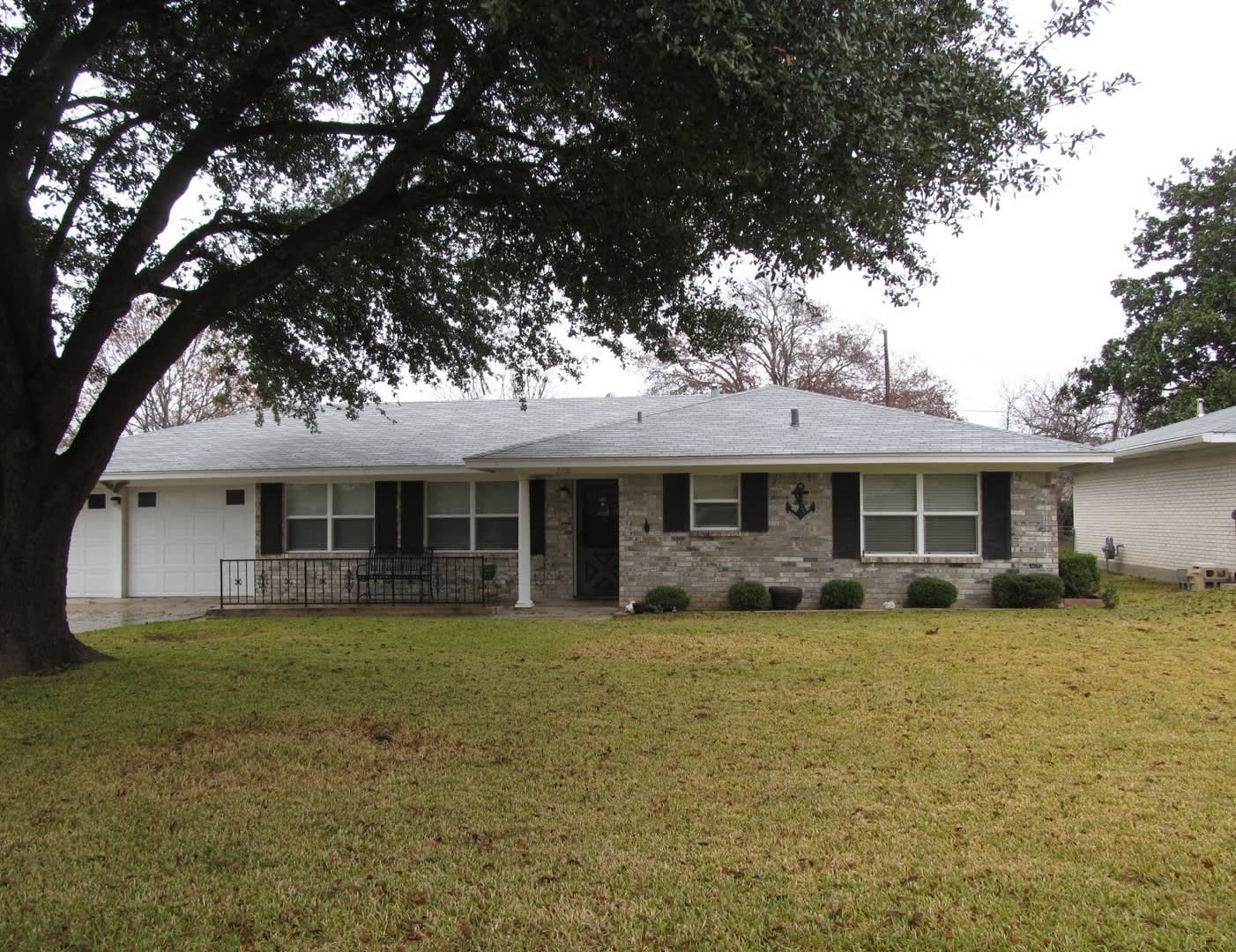 CHARMING 3 BEDROOM NEAR SCOTT AND WHITE – photo 1