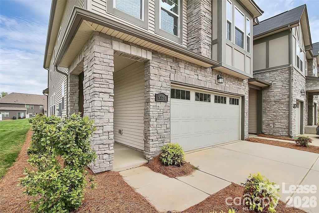 9328 Glenburn Lane – photo 2