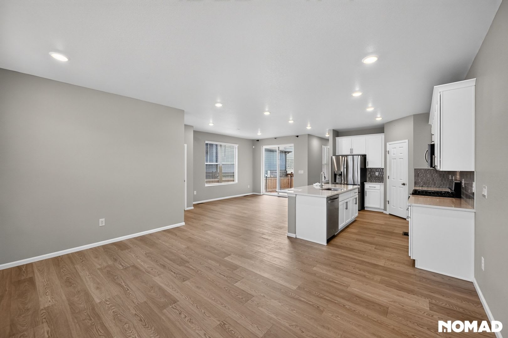 Spacious 3Br House In Aurora – photo 2