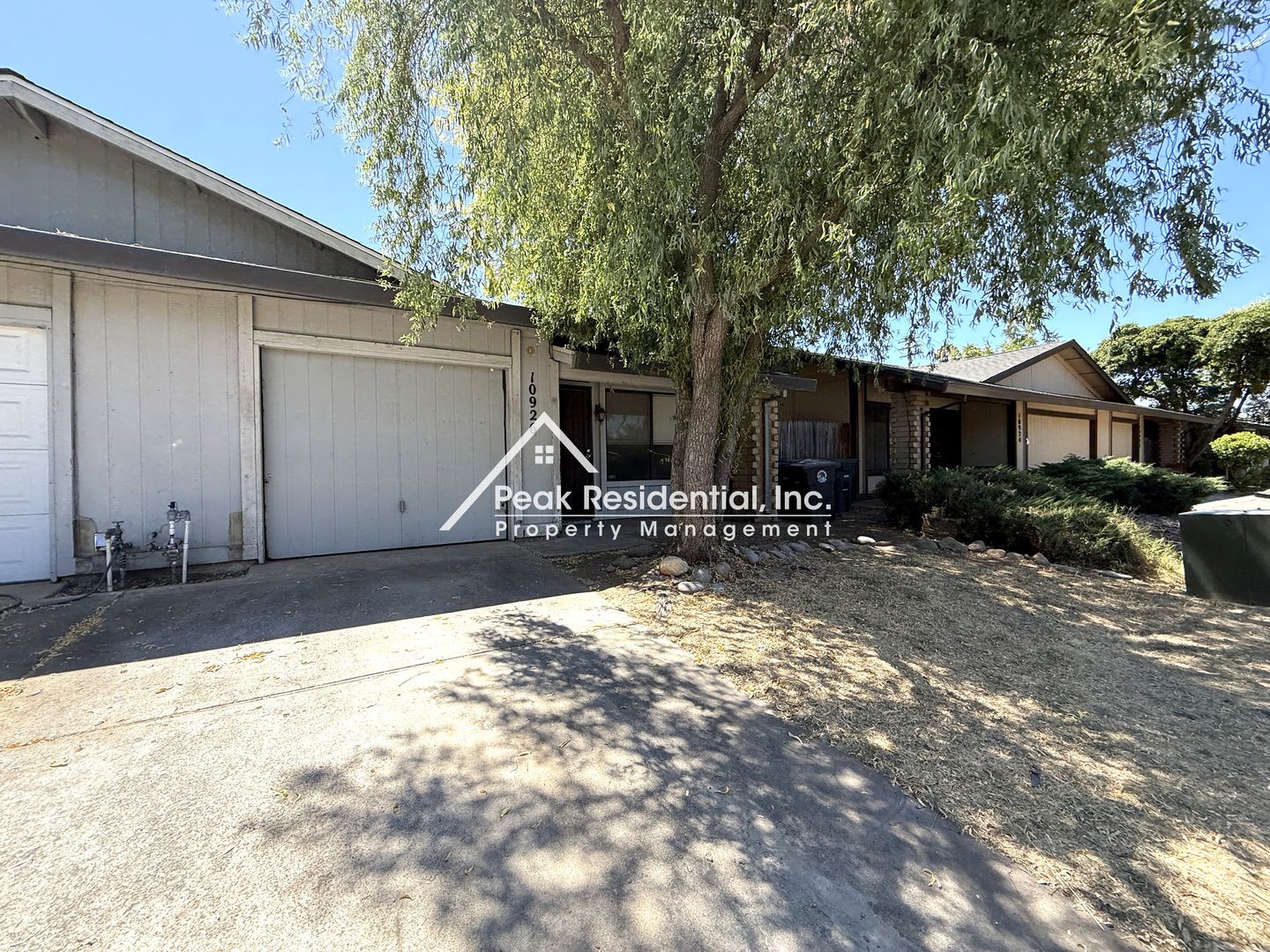 2bd/2ba Rancho Cordova Updated Duplex With 1 Car Garage! – photo 2