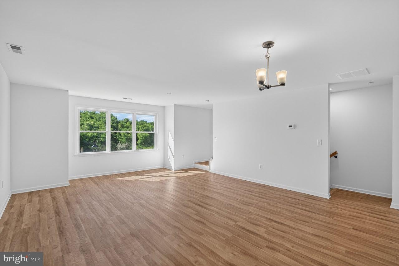 973 WOODSTOCK COMMONS DRIVE – photo 4