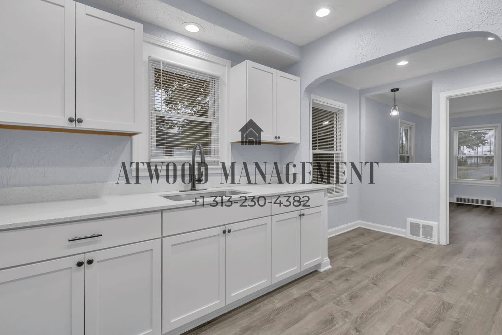 This Beautifully Updated 3 Bedroom 1 Bath Single Family Home Is Ready For Move In – photo 5
