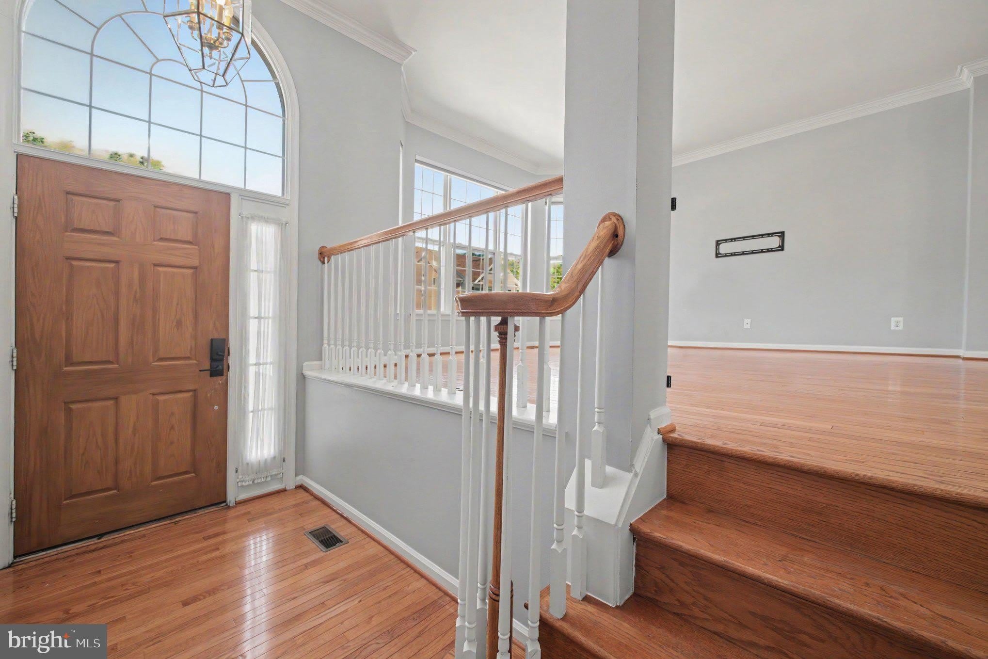 213 SPENCER Terrace SE – photo 5