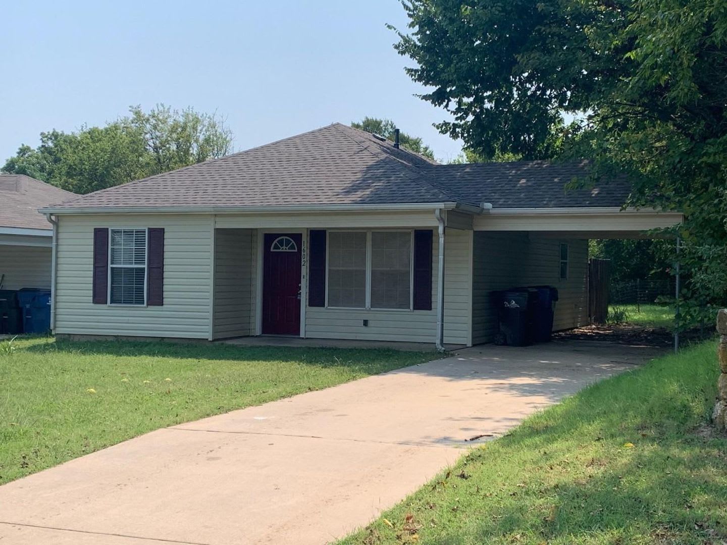 1602 W. Elm st – photo 1