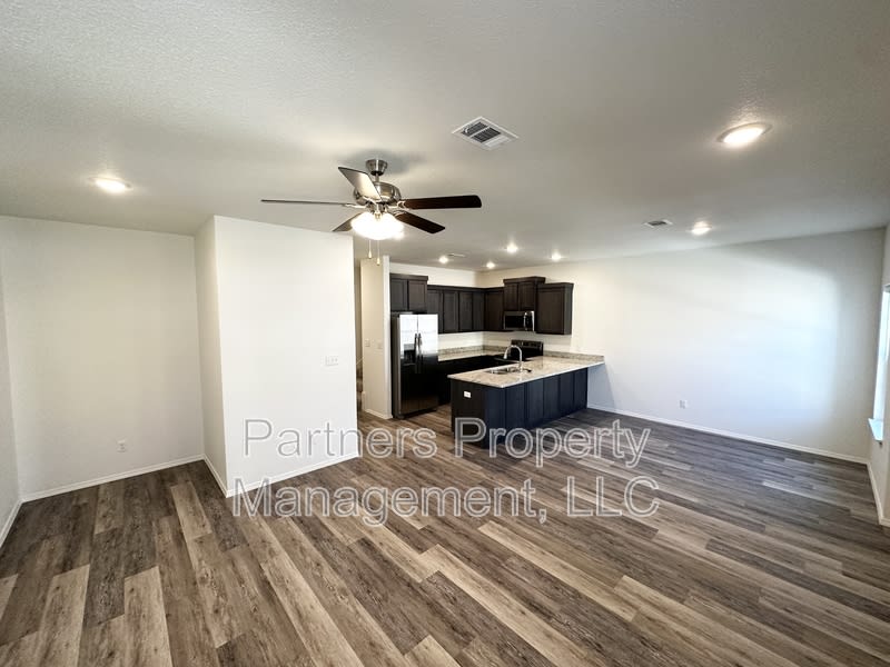 928 South Amarillo Avenue – photo 2