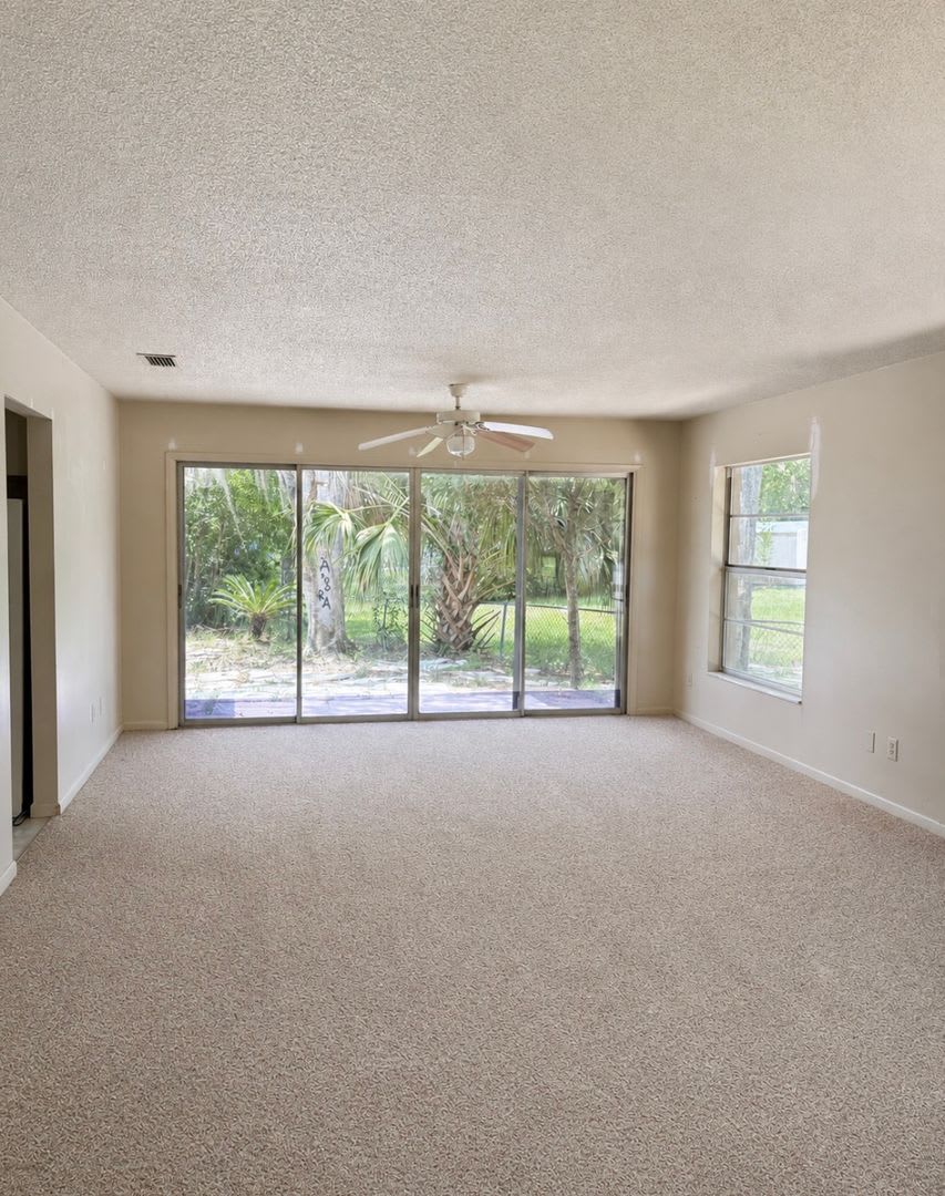COMING SOON! Spacious 2-Bedroom Home in Silver Springs Shores – photo 3